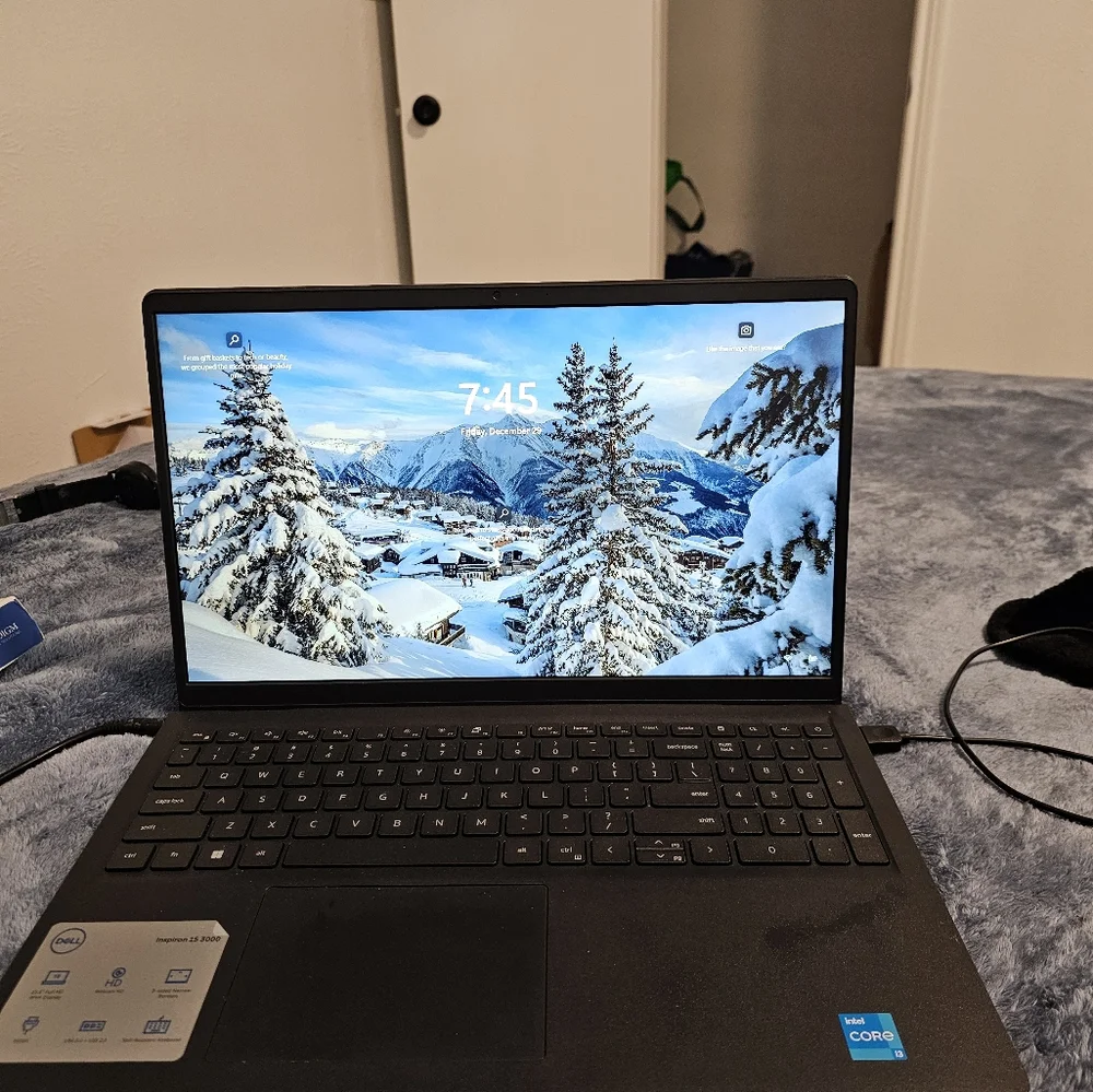 DELL LAPTOP